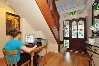Amber Lodge Budget Accommodation Голуэй Экстерьер фото